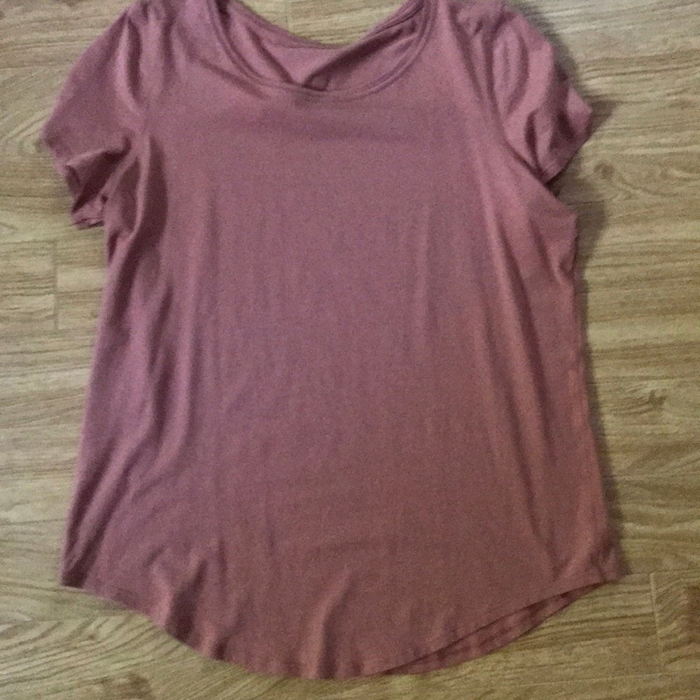 Lululemon size 8 love crew tee